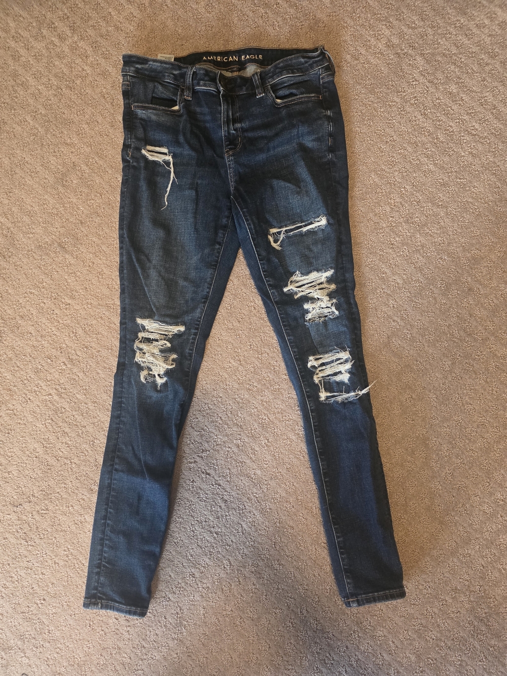 American Eagle Outfitters Women's Dark Blue Distressed Skinny Jeans